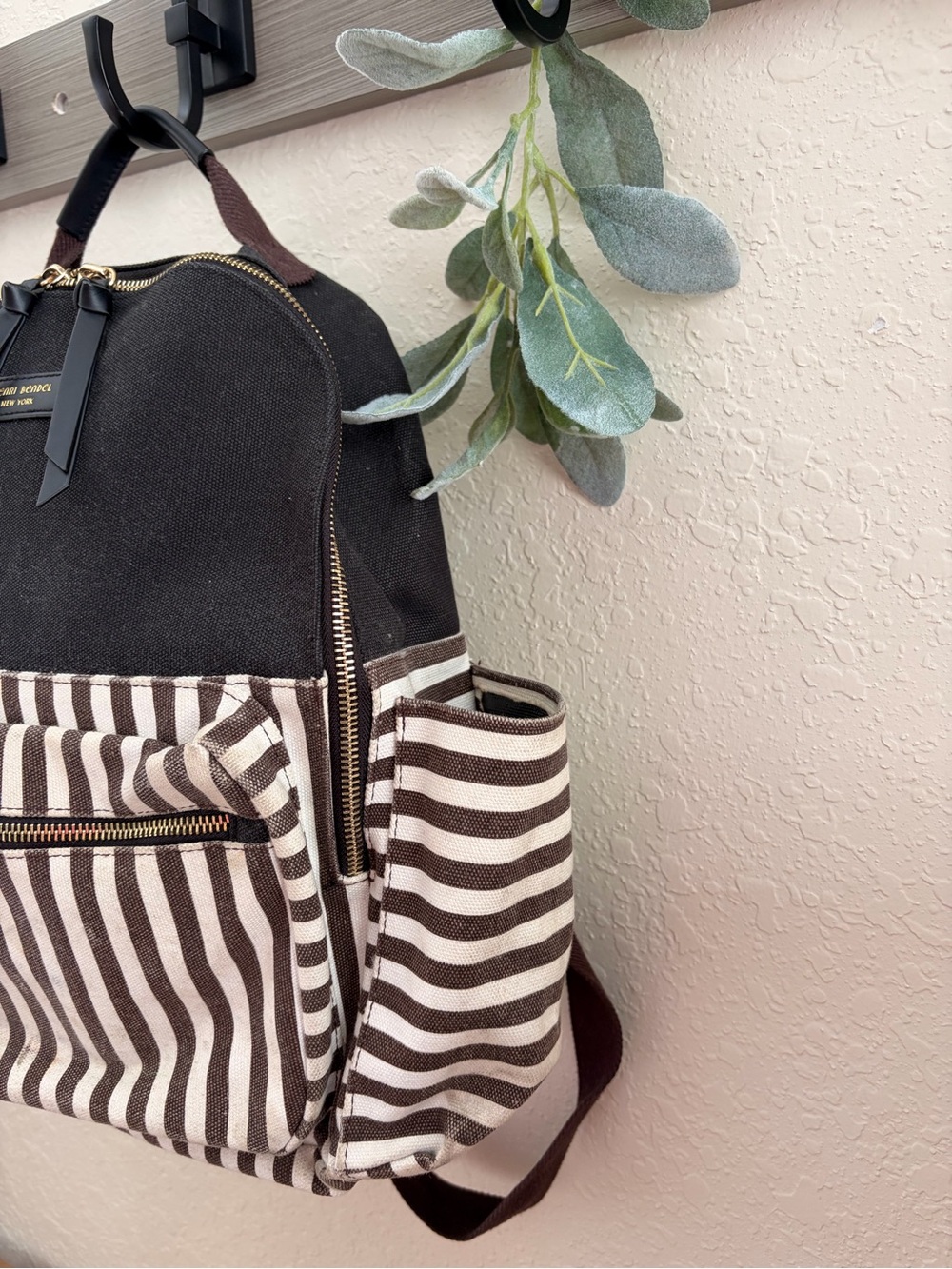 Henri Bendel Brown Stripe Backpack, Travel Backpack, Structurally Excellent - Picture 4 of 13